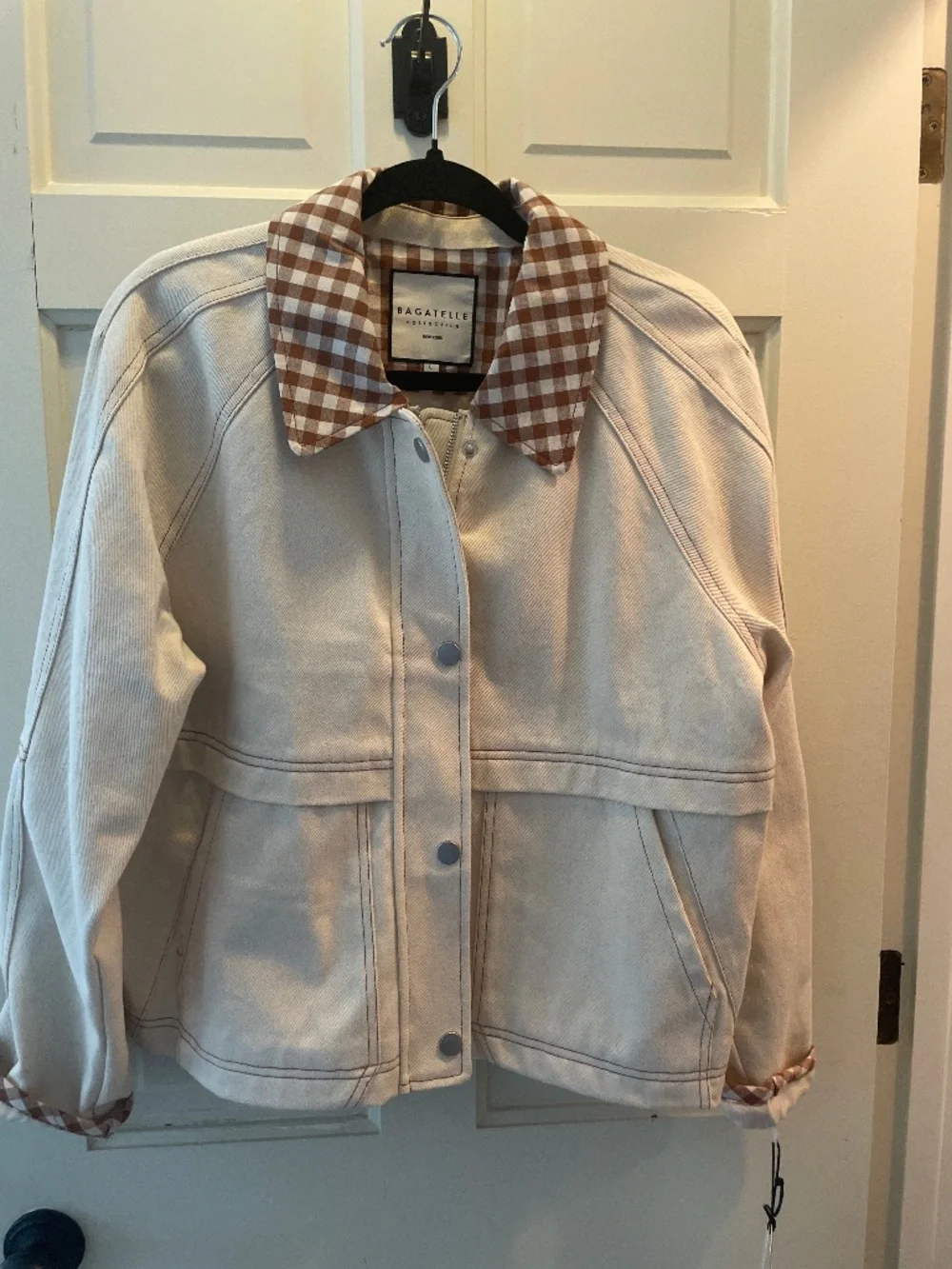 Denim barn jacket with contrasting collar & cuffs